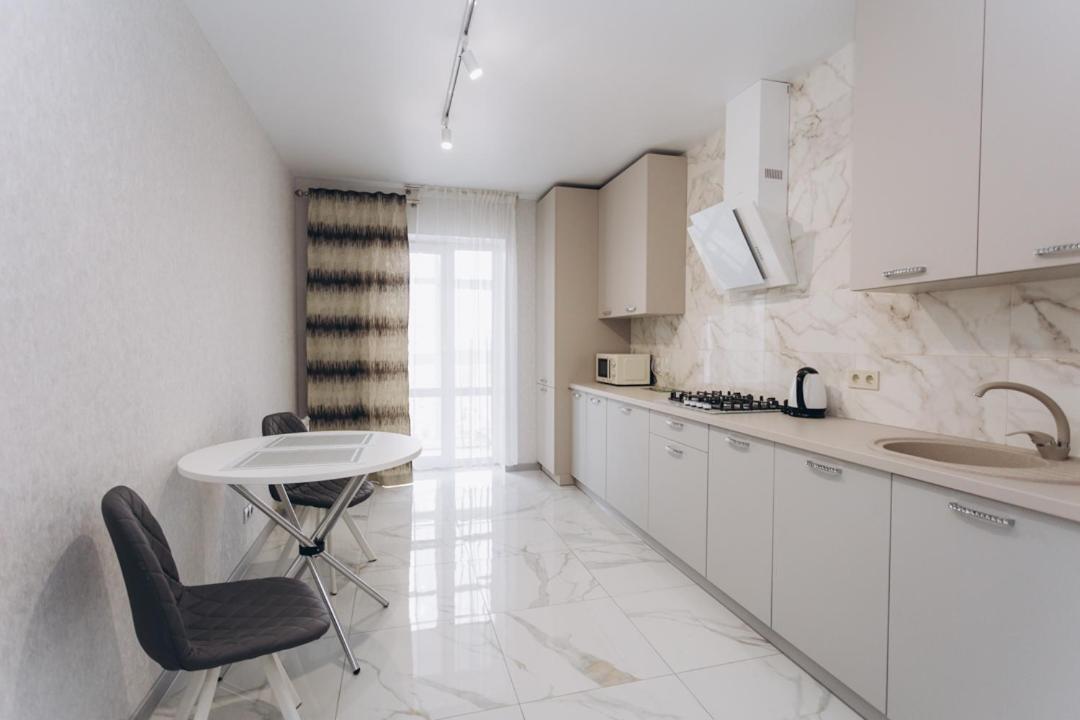 Apart Lux Elegant Sumy Exterior photo
